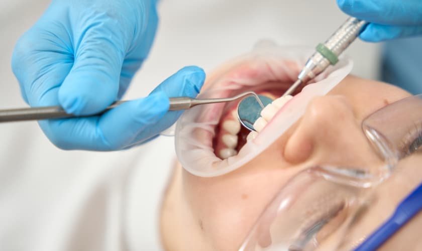Endodontic retreatment in Watford